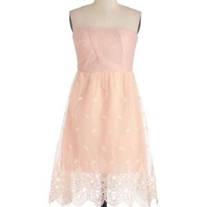 Moon strapless pink dress